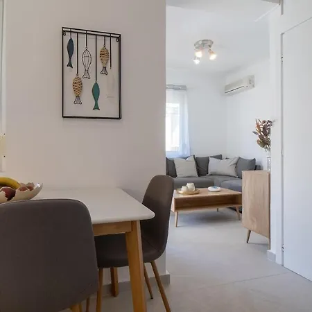 Court, Clelia, 2 Bedrooms Вилла