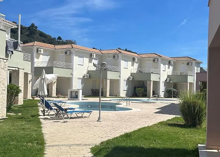 Court, Clelia, 2 Bedrooms Kalamákion