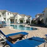 Villa Court, Clelia, 2 Bedrooms *