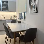 Villa Court, Clelia, 2 Bedrooms *