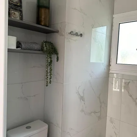 Court, Clelia, 2 Bedrooms Willa *