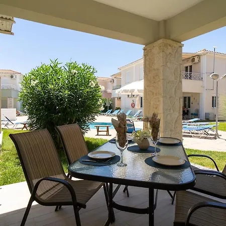 Court, Clelia, 2 Bedrooms Willa *